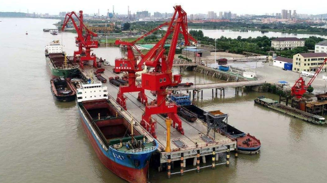 黄海概述露天料场港口封闭问题的实行方法